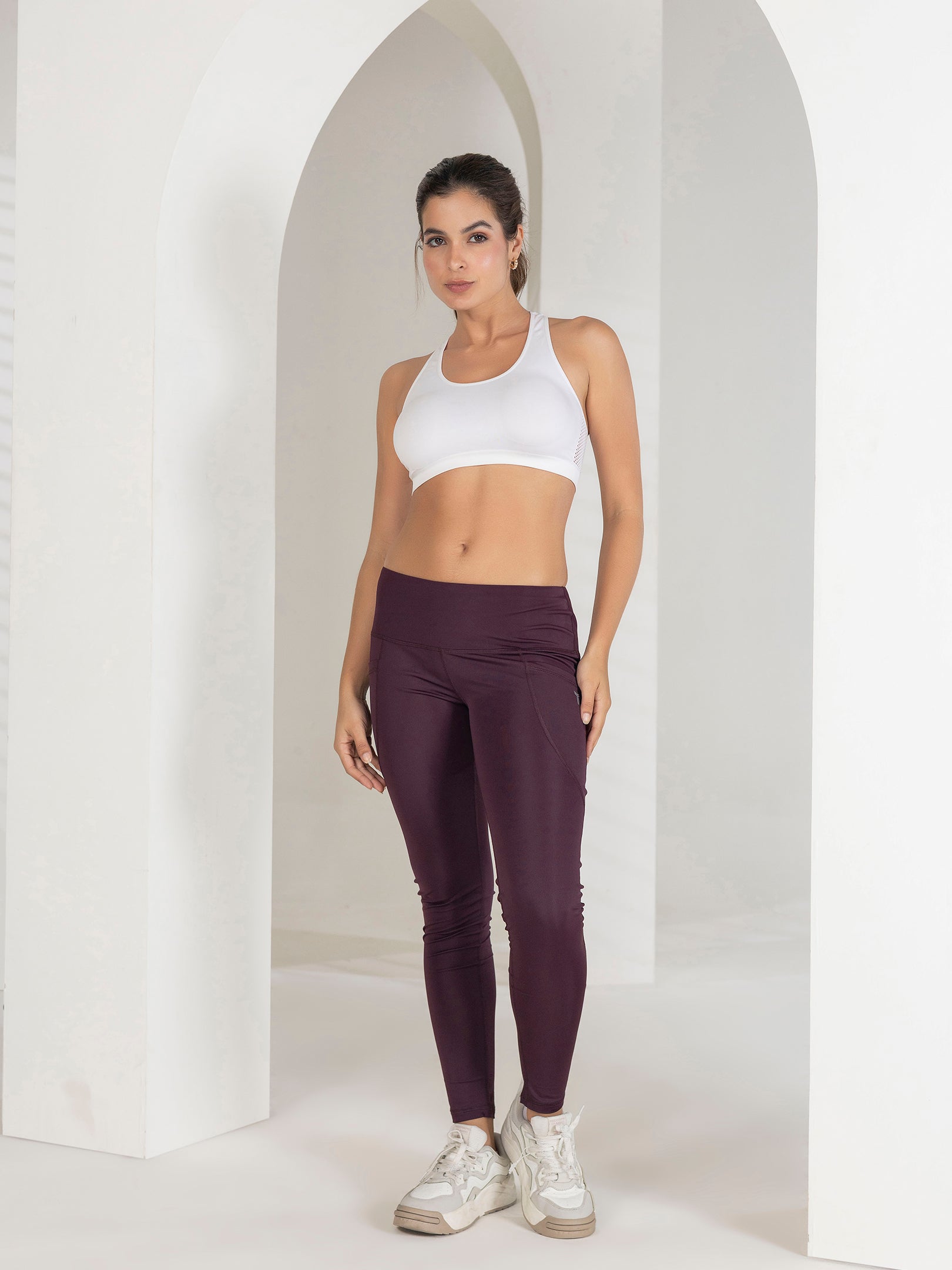 Buy Gym Tights For Women Online | Comfort & Style | Tittli (Wine)