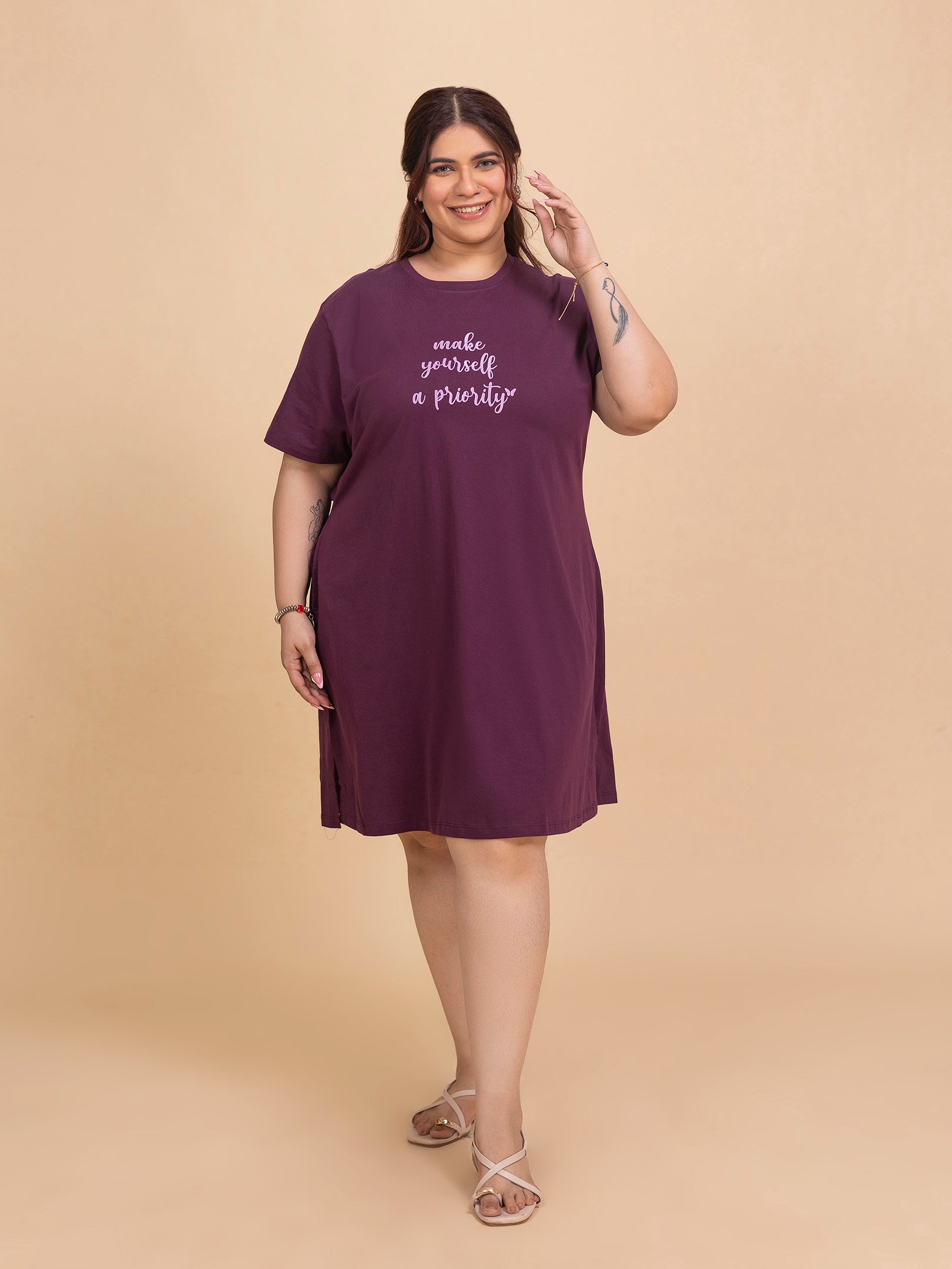 Women's Plus Size Knee Length T-Shirt (P. Wine)