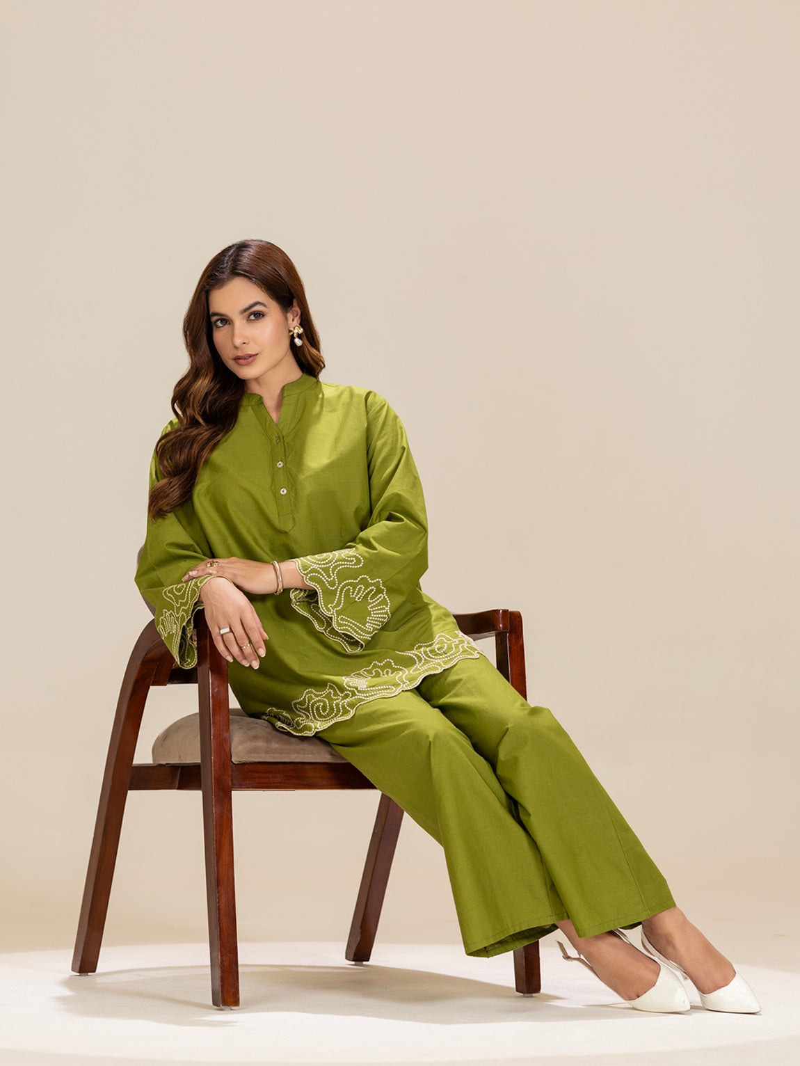 TITTLI Mehndi Green Colour Embroidered Tunic & Trouser Co-Ord Set For Women