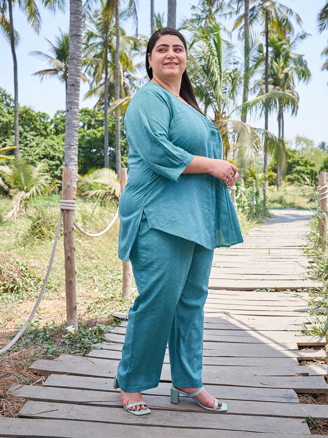 Rama Plus Size Pintuck Co ord Set for Women Side Pose