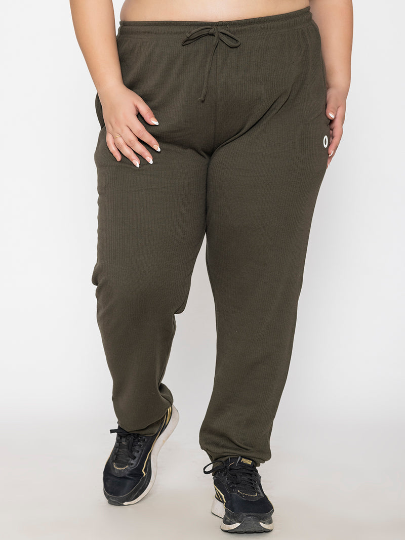B. Green Plus Size Joggers for Women