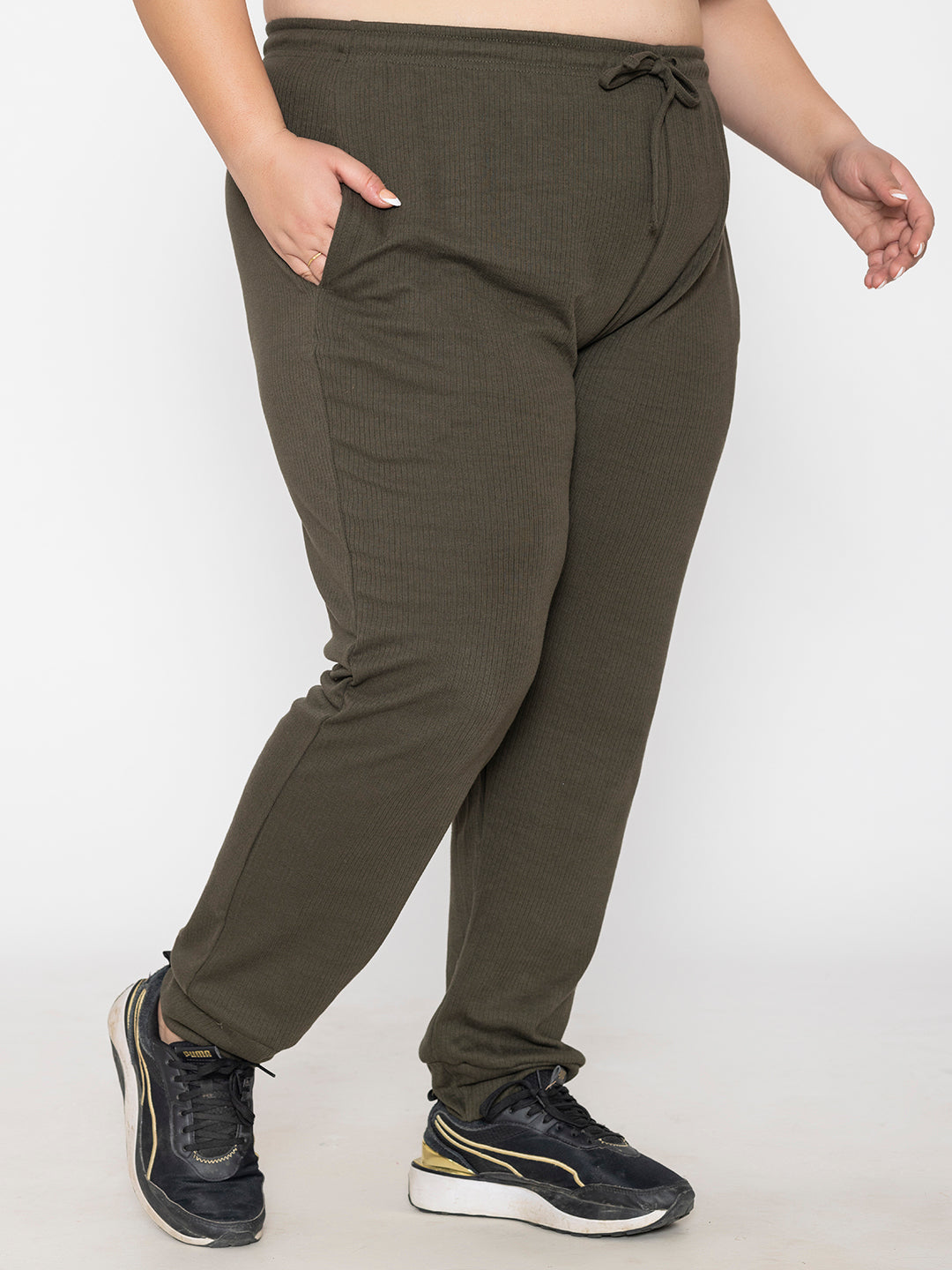 Plus Size Joggers for Women in B. Green | Tittli