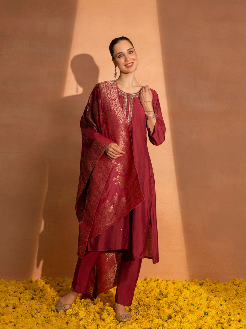 TITTLI Women Handwork Embroidered U-Neck Roman Silk Kurta Set with Rayon Sequin Work Dupatta(Gajjar)