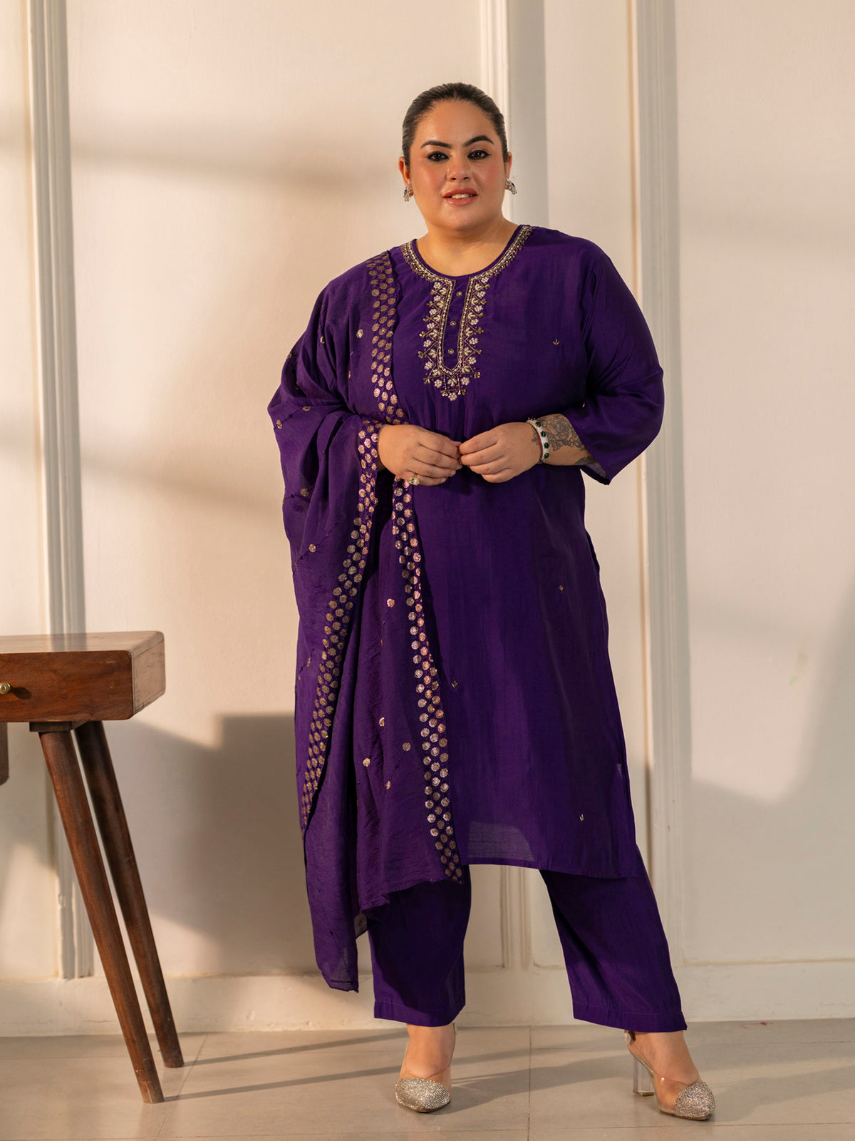 TITTLI Plus Size Women Handwork Embroidered U-Neck Roman Silk Kurta Set with Georgette Cutwork Dupatta(Violet)