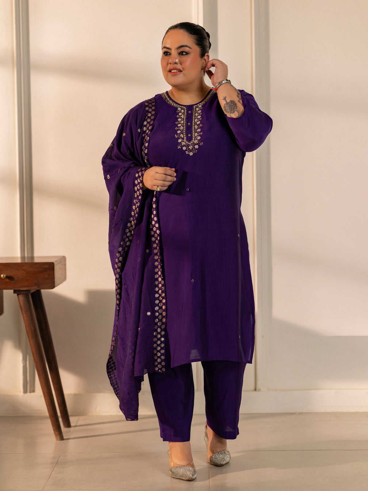 TITTLI Plus Size Women Handwork Embroidered U-Neck Roman Silk Kurta Set with Georgette Cutwork Dupatta(Violet)