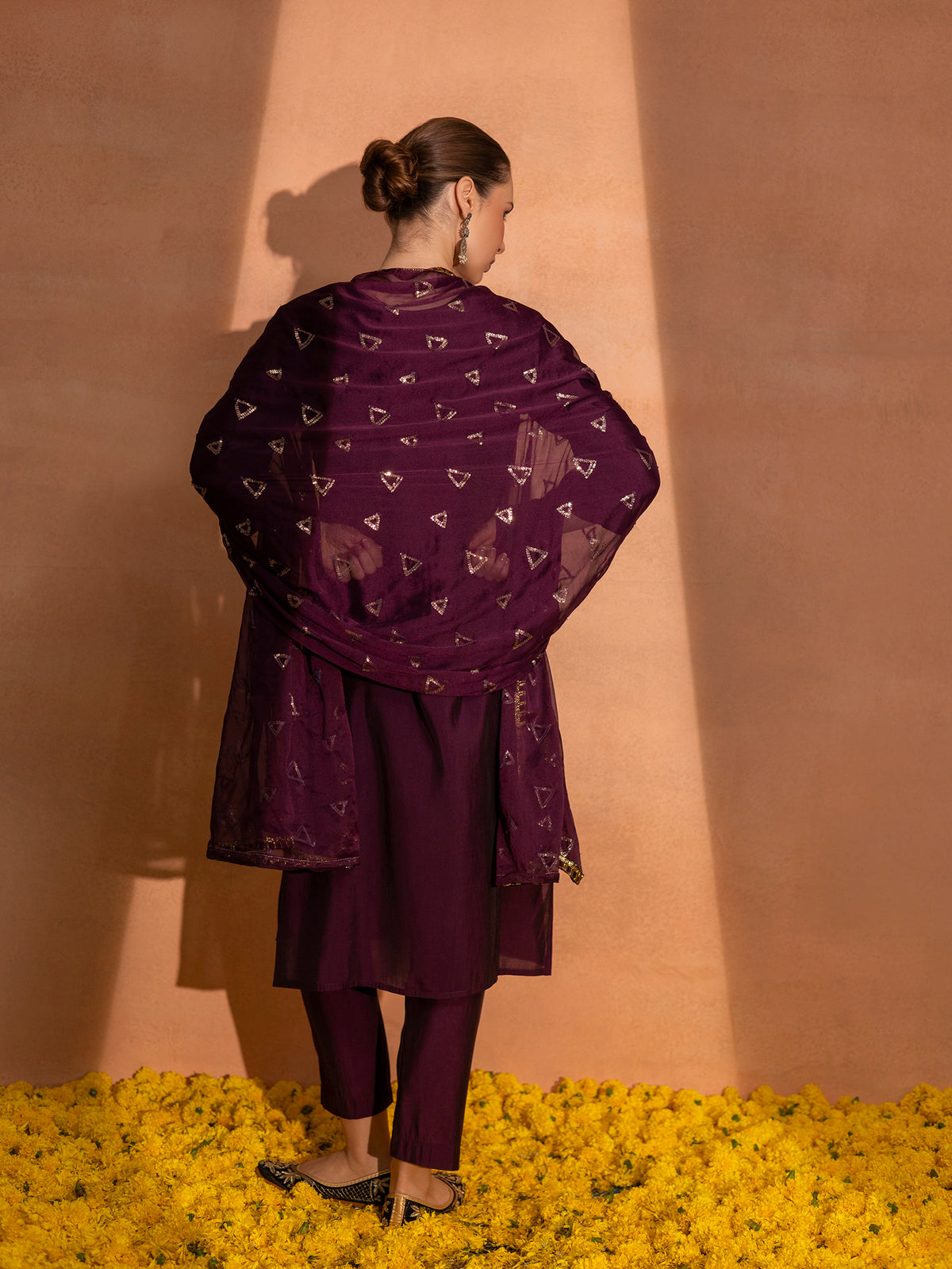 TITTLI Women Handwork Embroidered U-Neck Roman Silk Kurta Set with Dupatta(Wine)