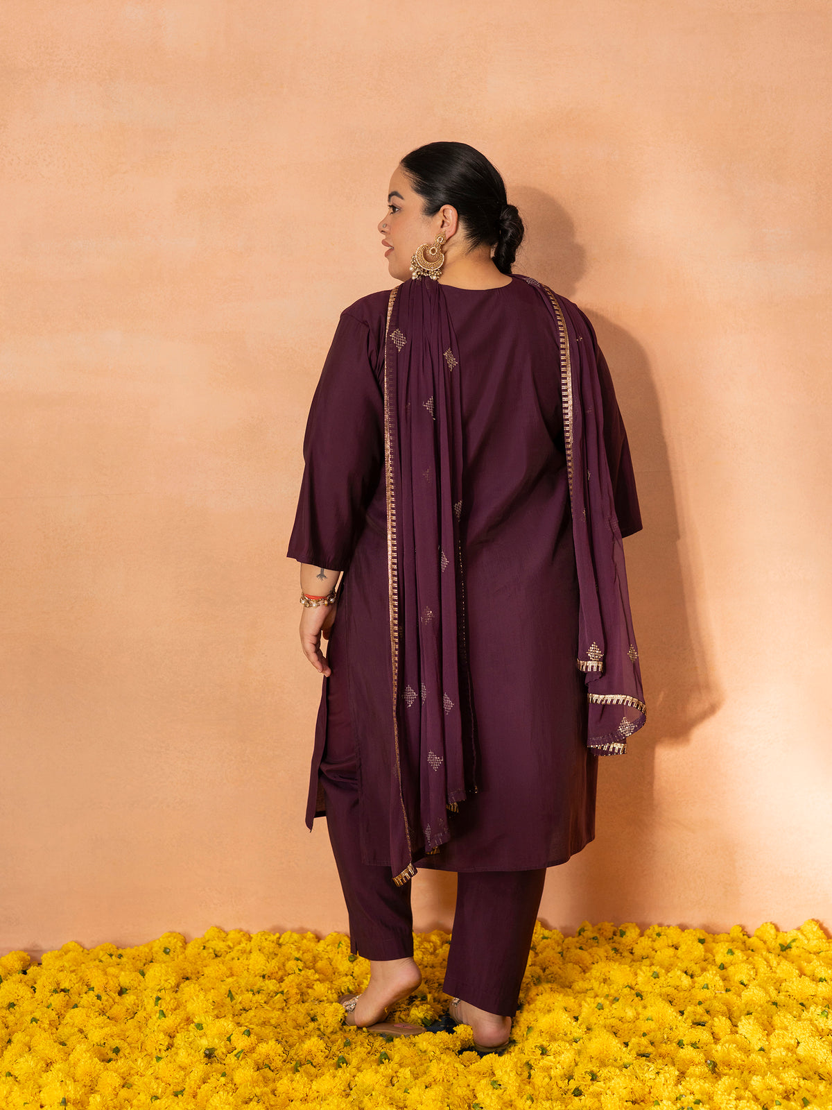 TITTLI Plus Size Women Handwork Embroidered V-Neck Roman Silk Kurta Set with Georgette Cutwork Dupatta (Wine)