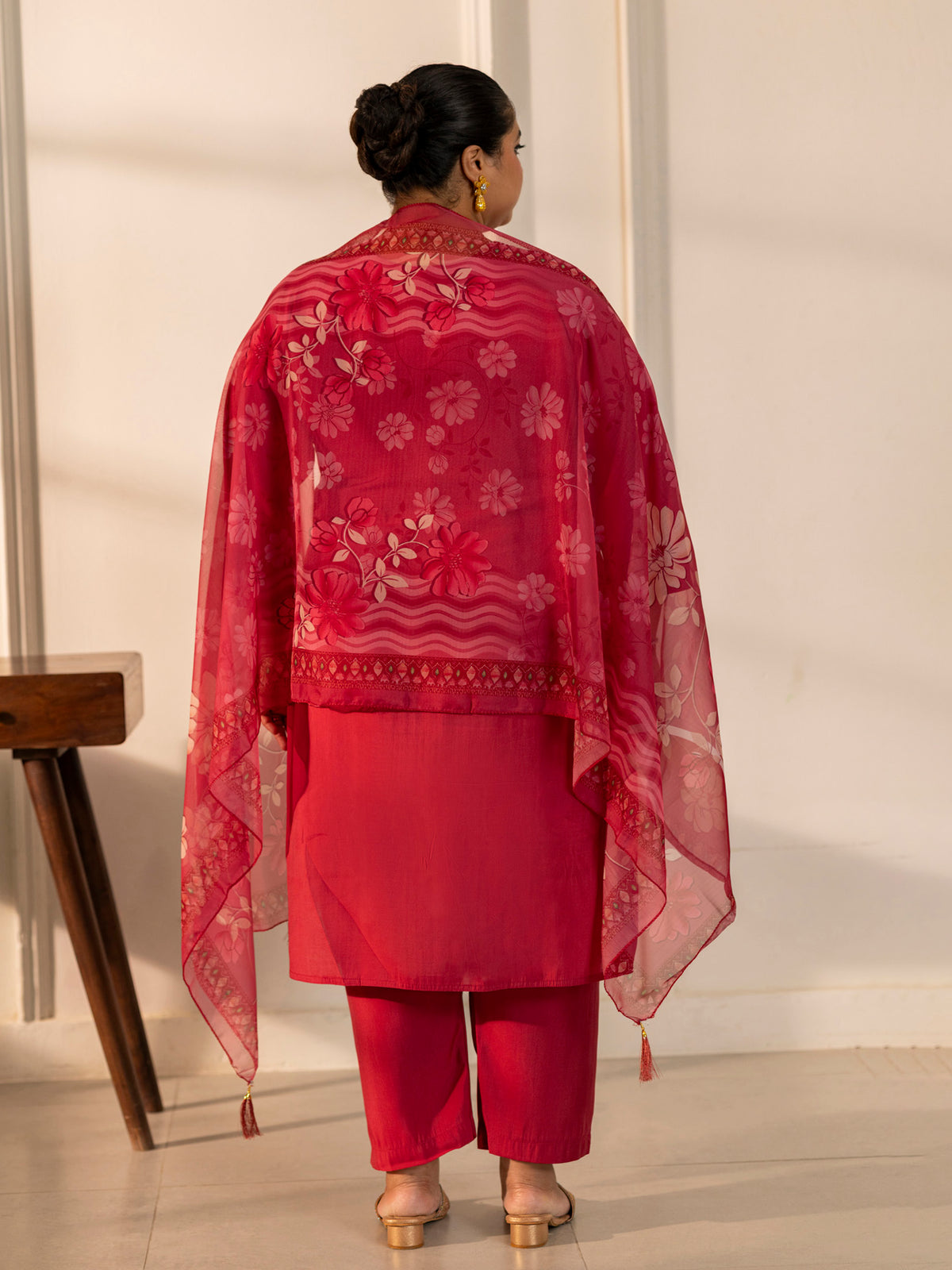 TITTLI Plus Size Women Handwork Embroidered U-Neck Roman Silk Kurta Set with Digital Print Dupatta(Rose-Pink)