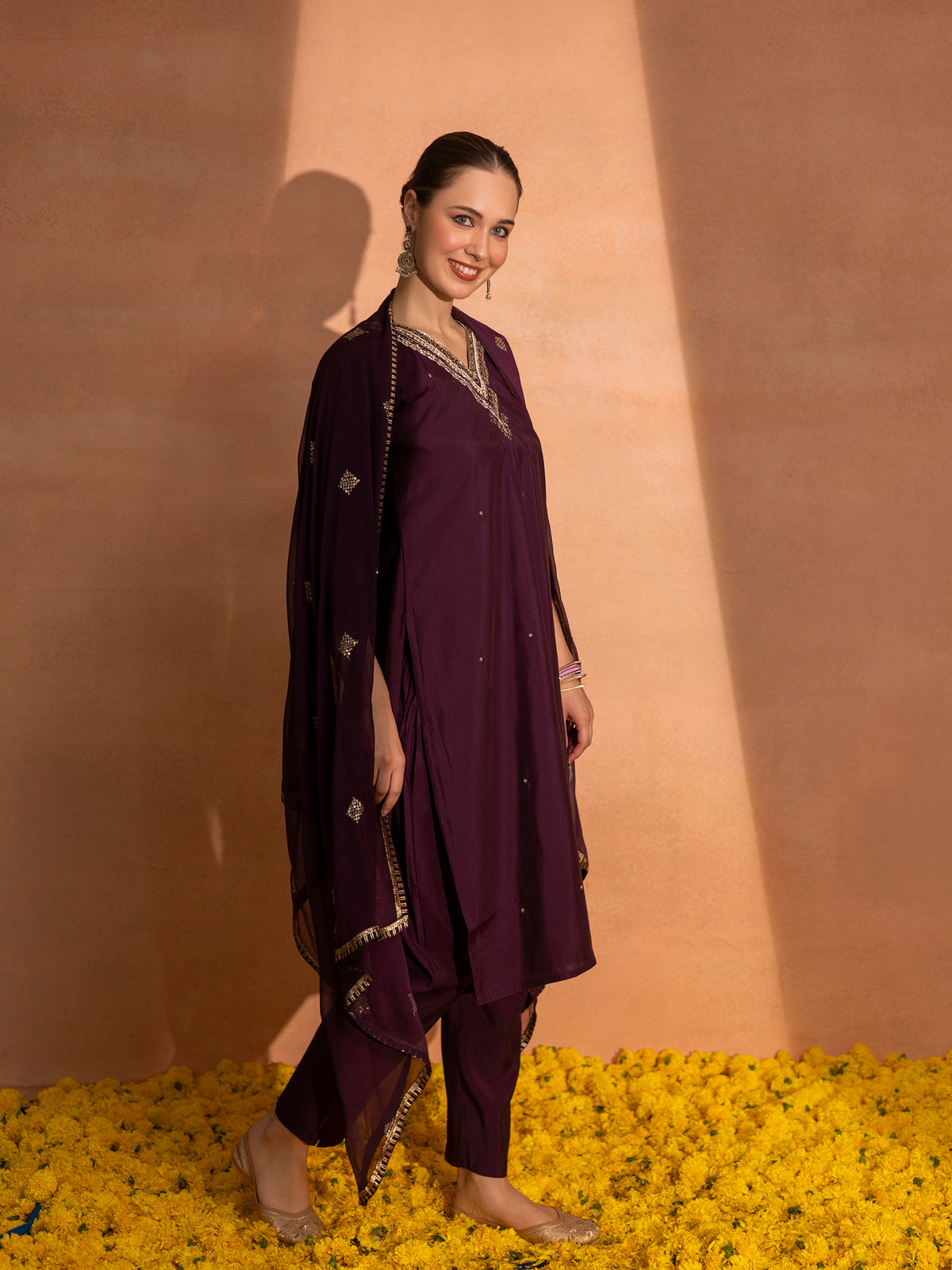 TITTLI Women Handwork Embroidered V-Neck Roman Silk Kurta Set with Georgette Cutwork Dupatta (Wine)