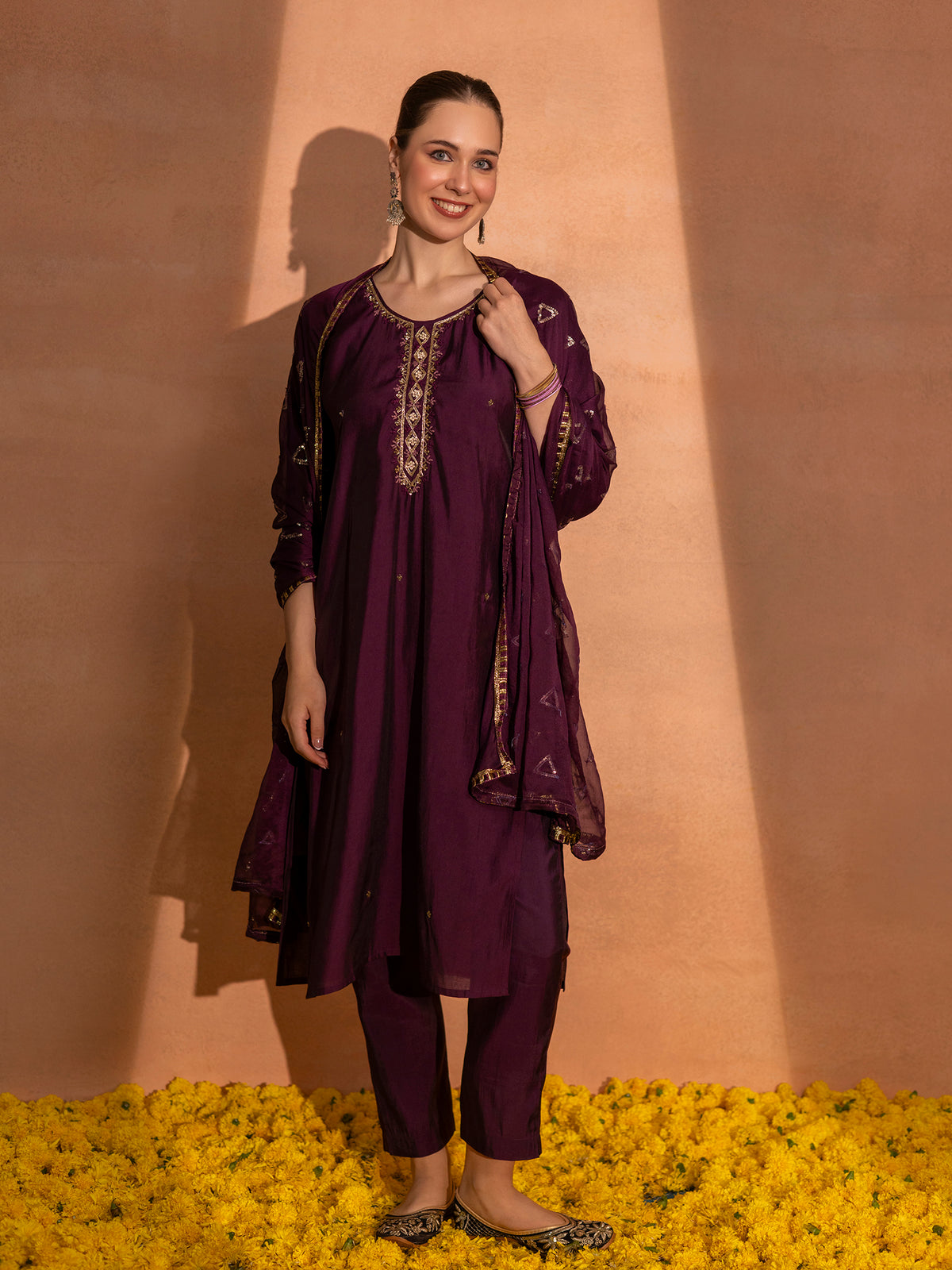 TITTLI Women Handwork Embroidered U-Neck Roman Silk Kurta Set with Dupatta(Wine)