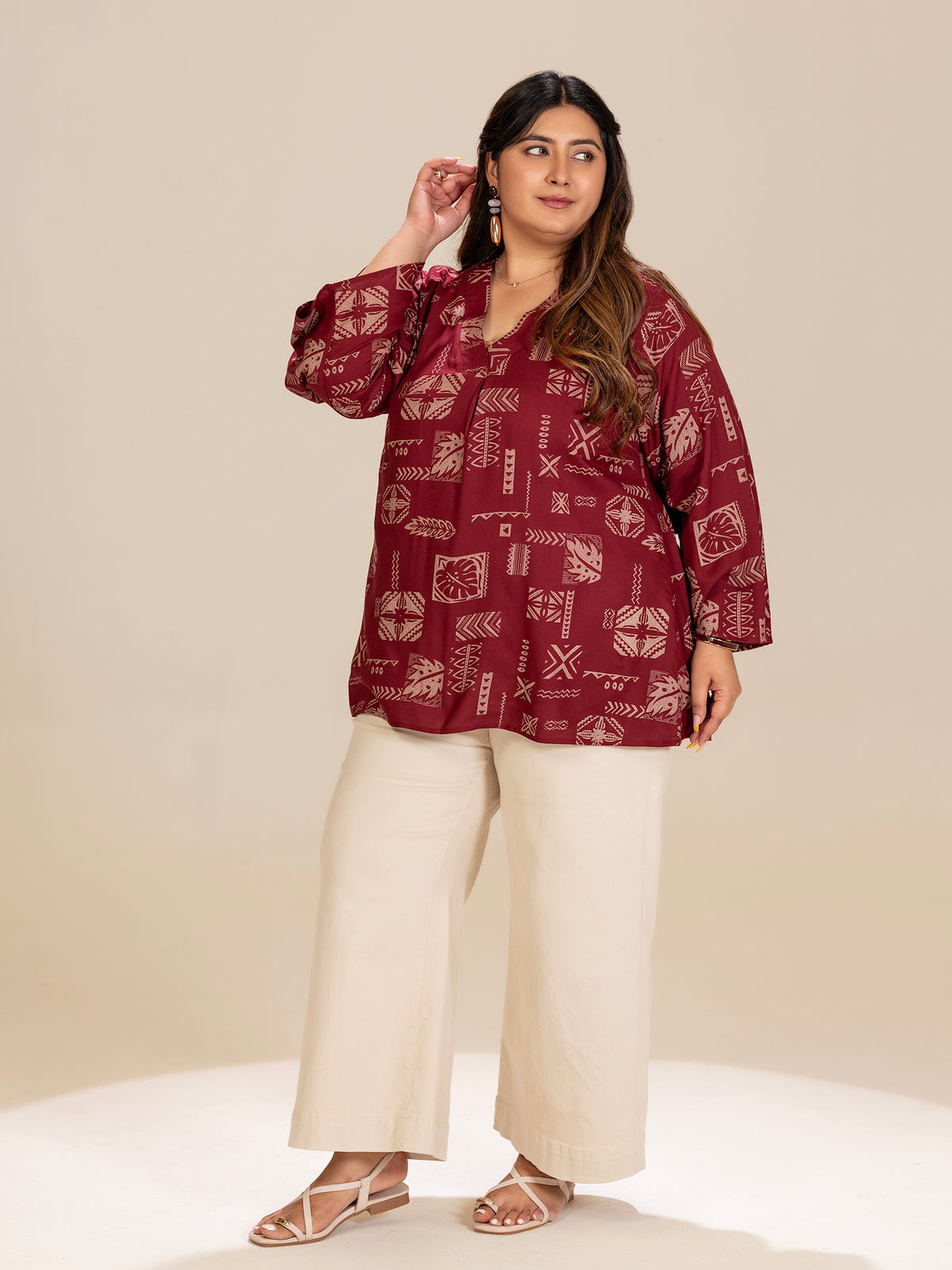 TITTLI Women Plus Size Geometric Print Viscose Rayon Short Kurti (Maroon)