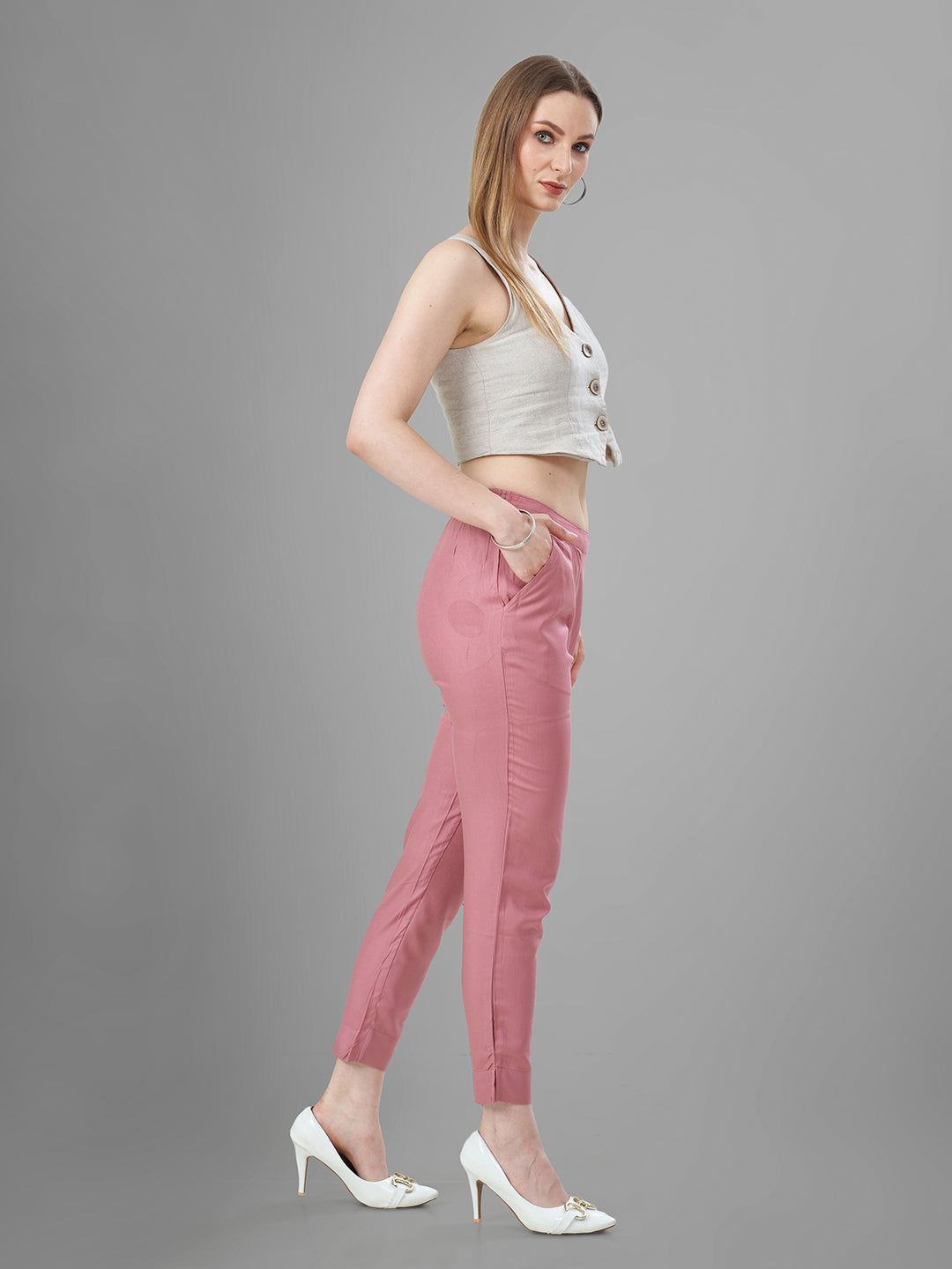 Trendy straight Kurti Pants for Women in Carrot online | Tittli