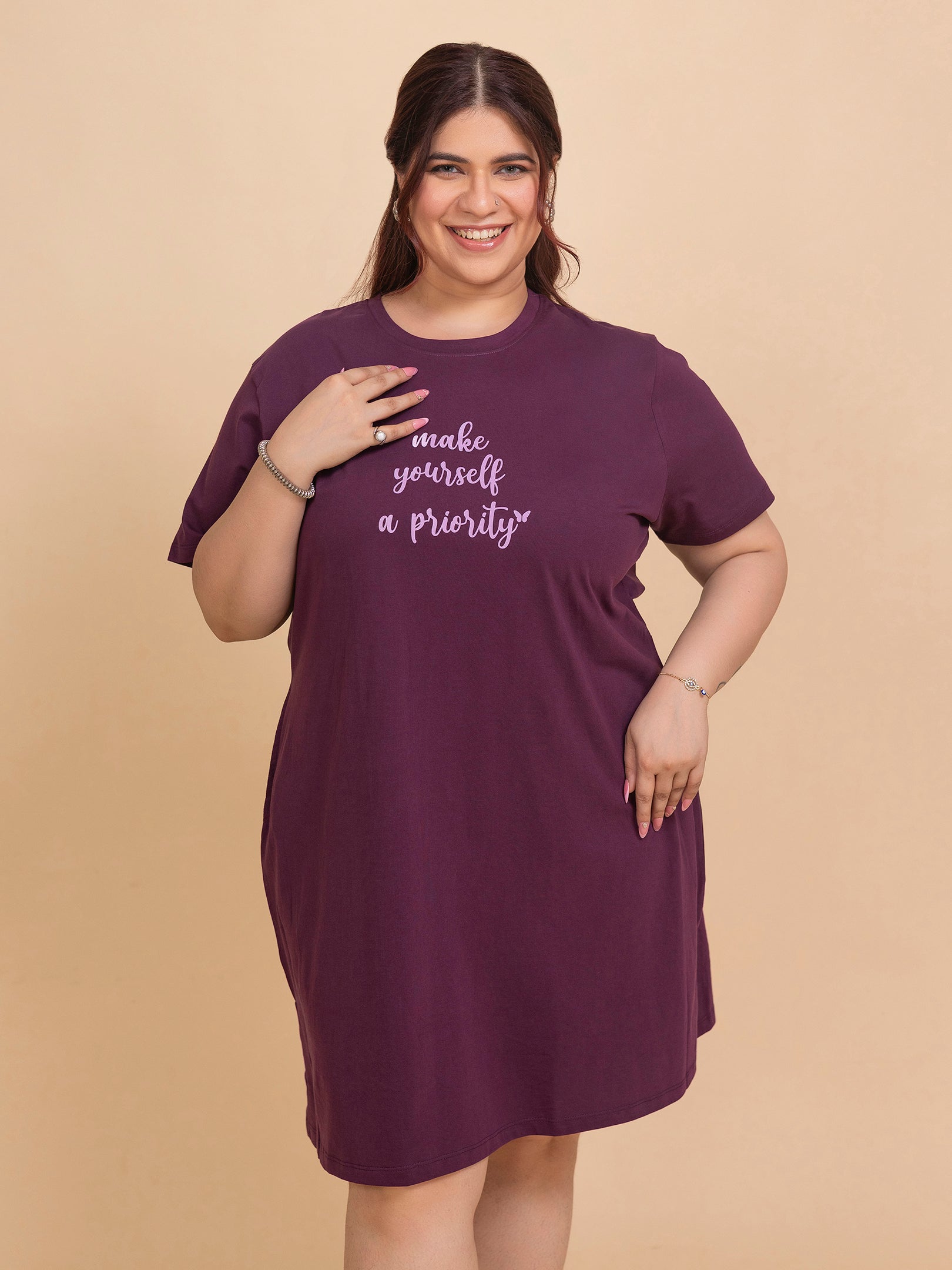 Women's Plus Size Knee Length T-Shirt (P. Wine)