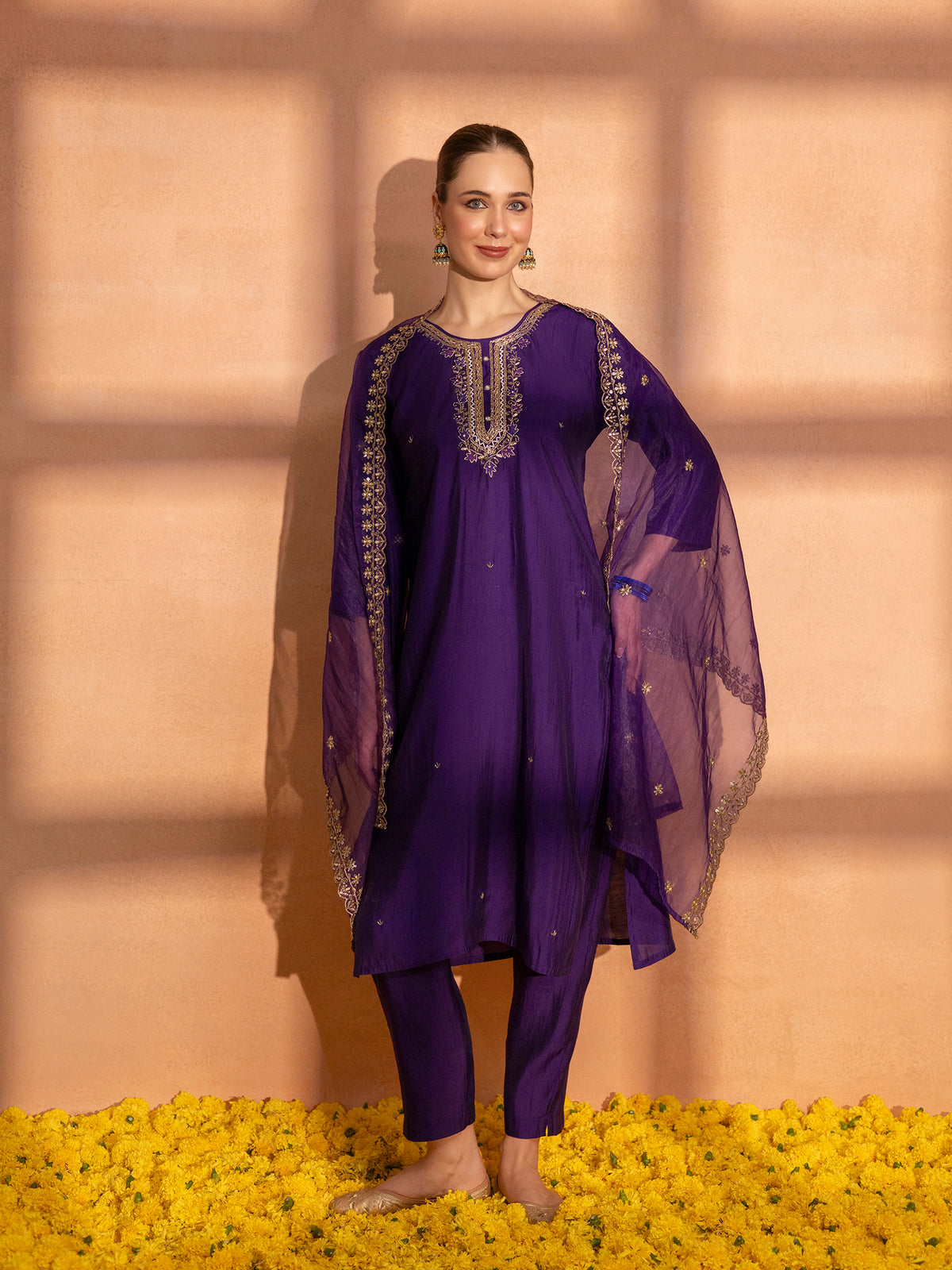 TITTLI Women Handwork Embroidered U-Neck Roman Silk Kurta Set with Cut-Work Dupatta(Violet)