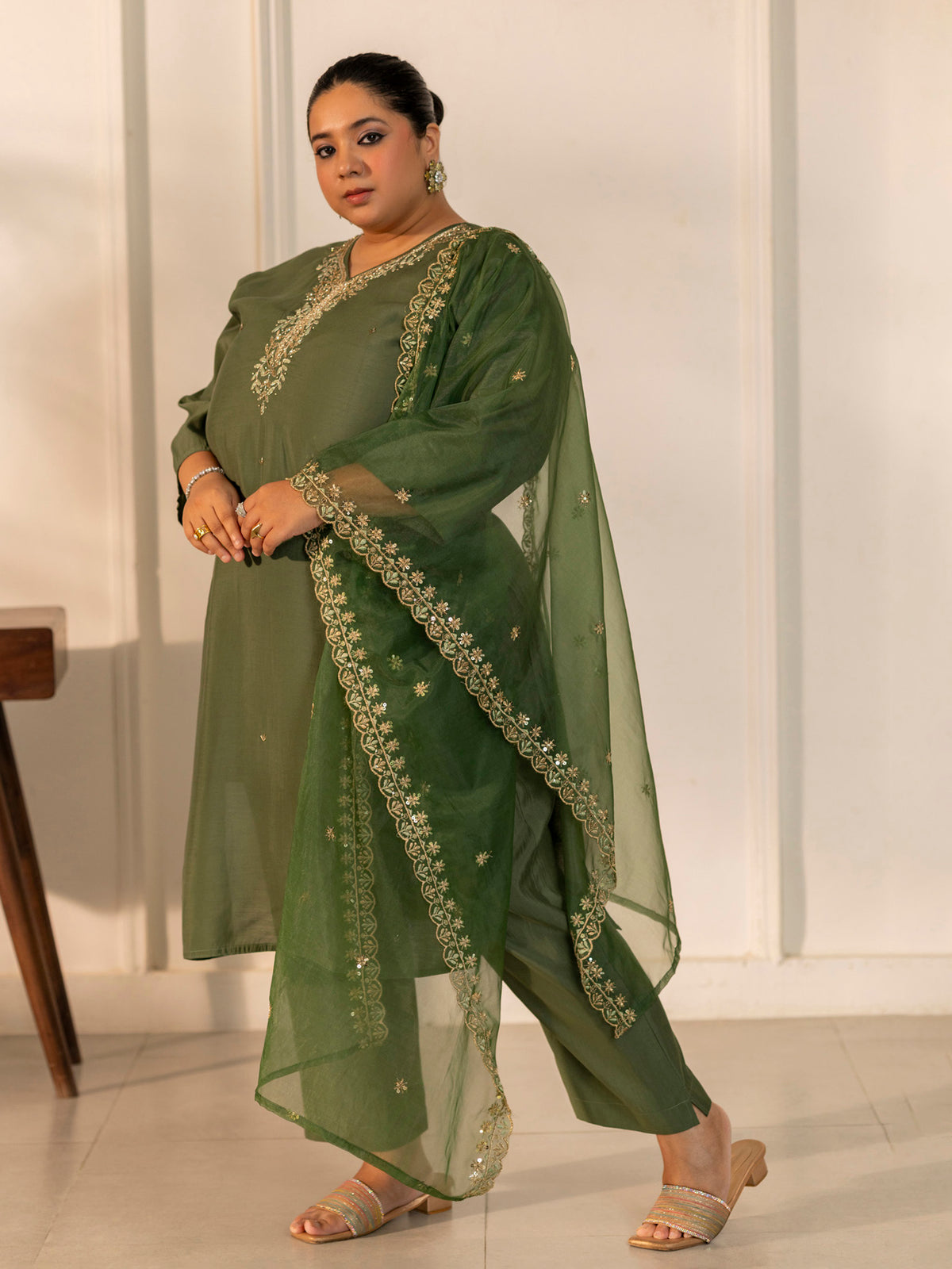 TITTLI Plus Size Women Handwork Embroidered V-Neck Roman Silk Kurta Set with Georgette Cutwork Dupatta (Olive)