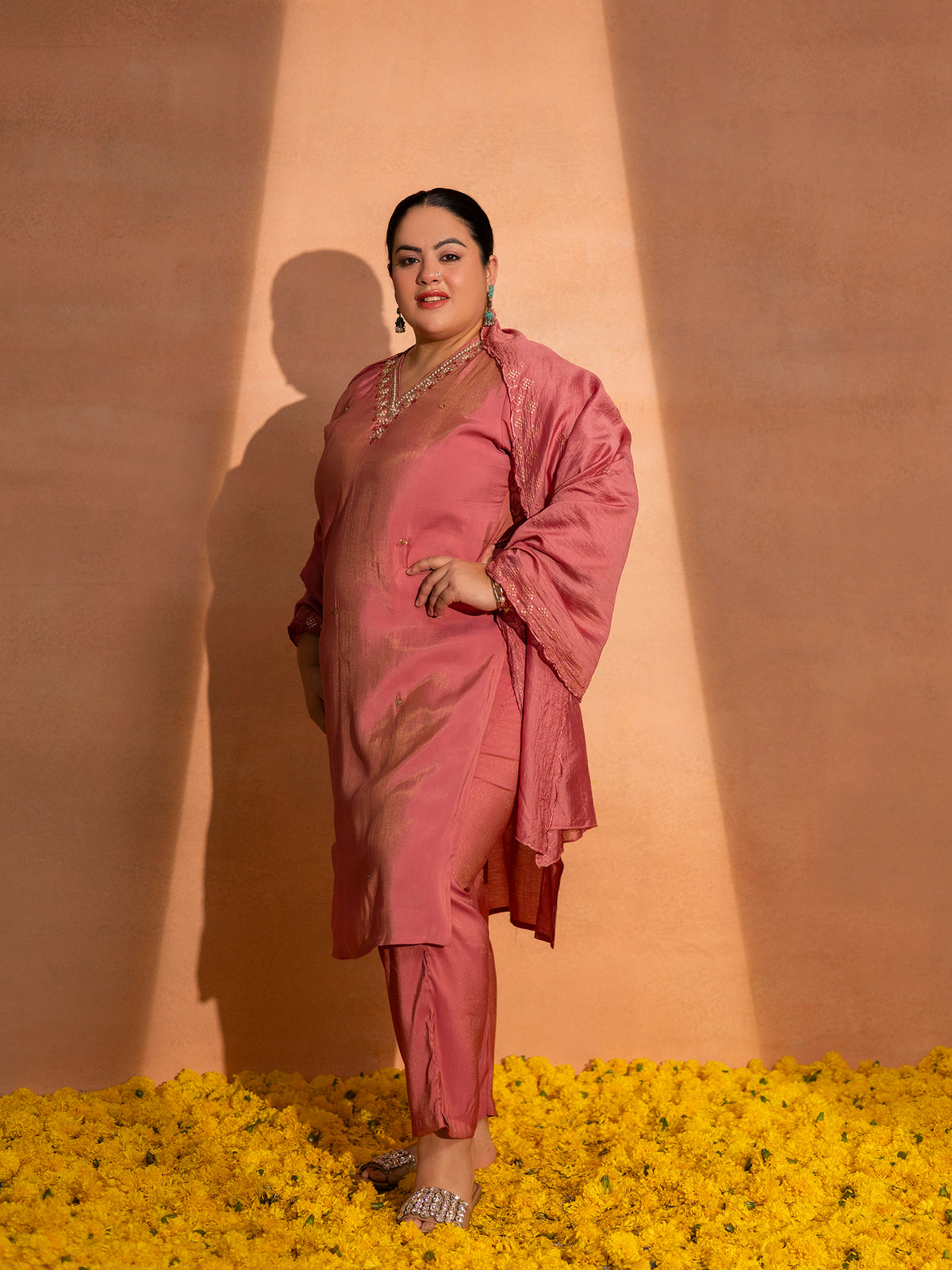 TITTLI Plus Size Women Handwork Embroidered V-Neck Roman Shimmer Silk Kurta Set with Rayon Dupatta(Pink)