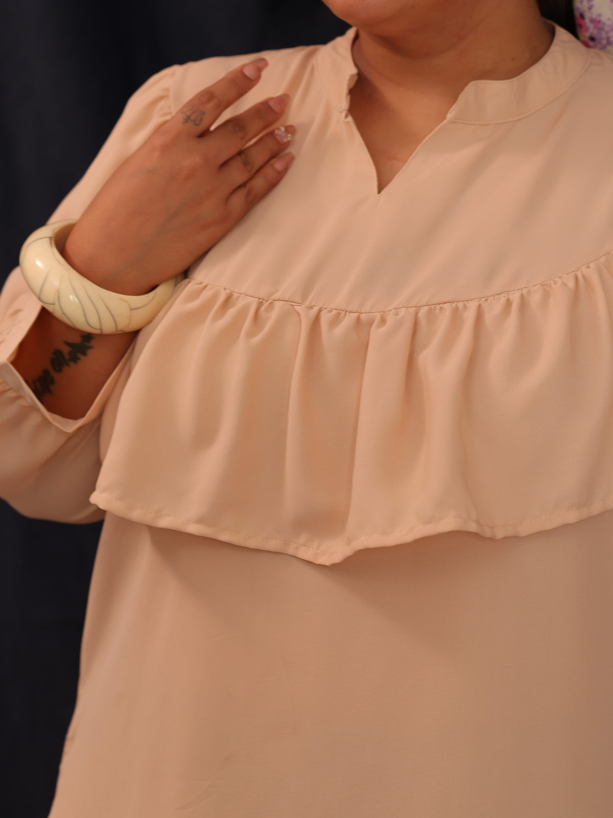 TITTLI Women Plus Size Georgette Solid Short Top (Skin)
