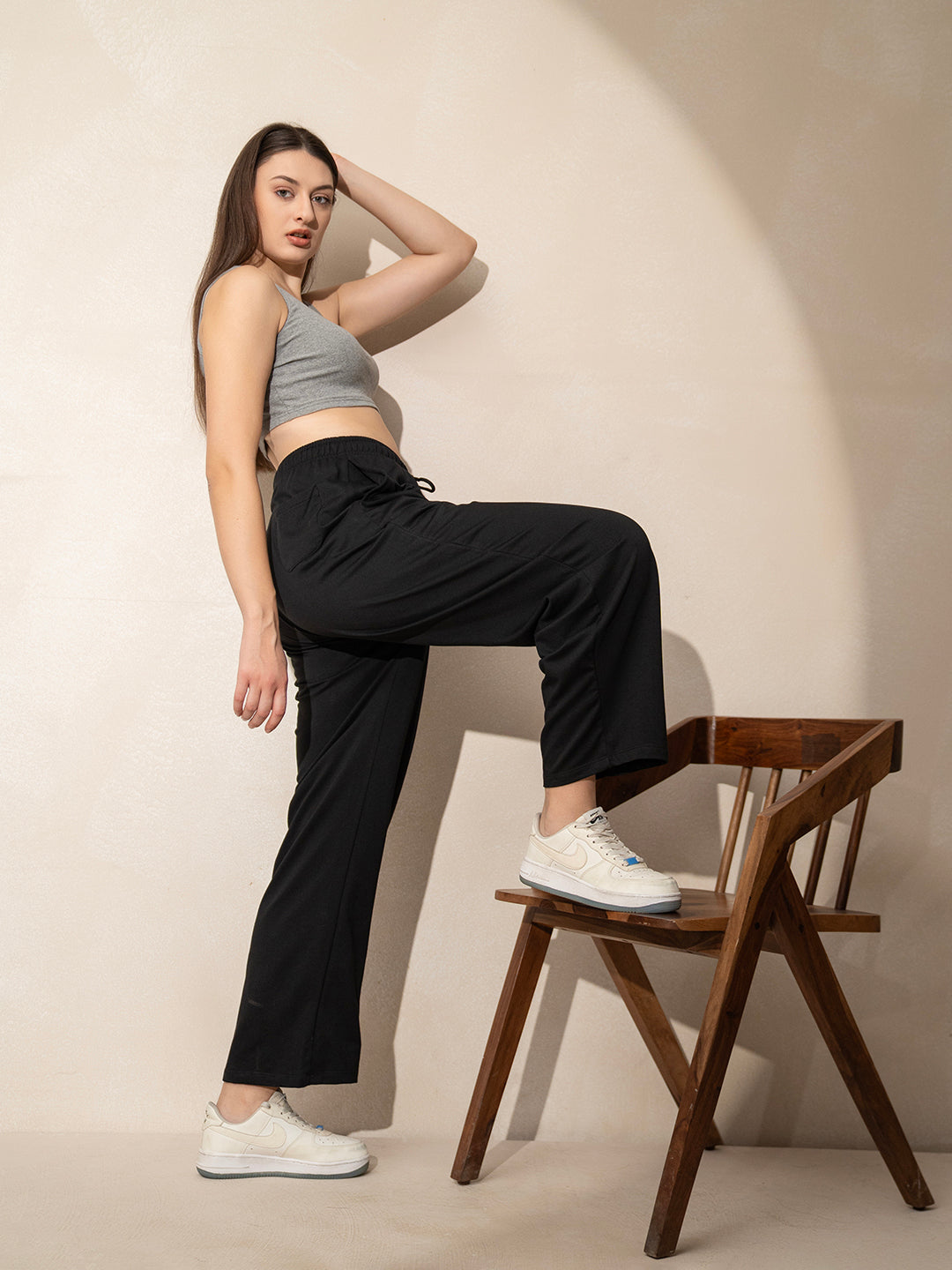 Women’s Black Chill-Fit Baggy Track