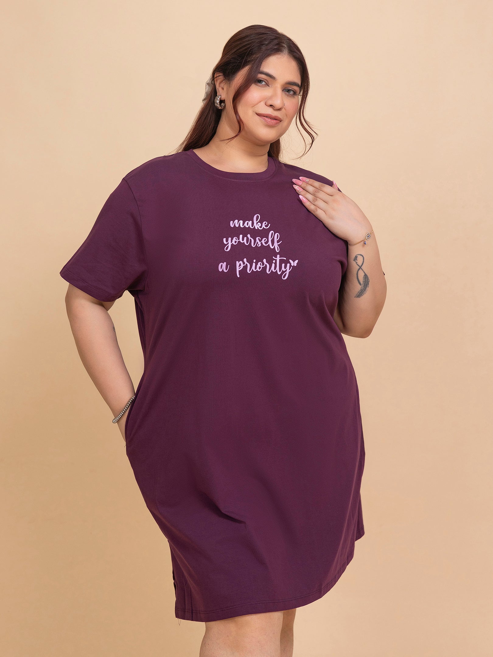 Women's Plus Size Knee Length T-Shirt (P. Wine)