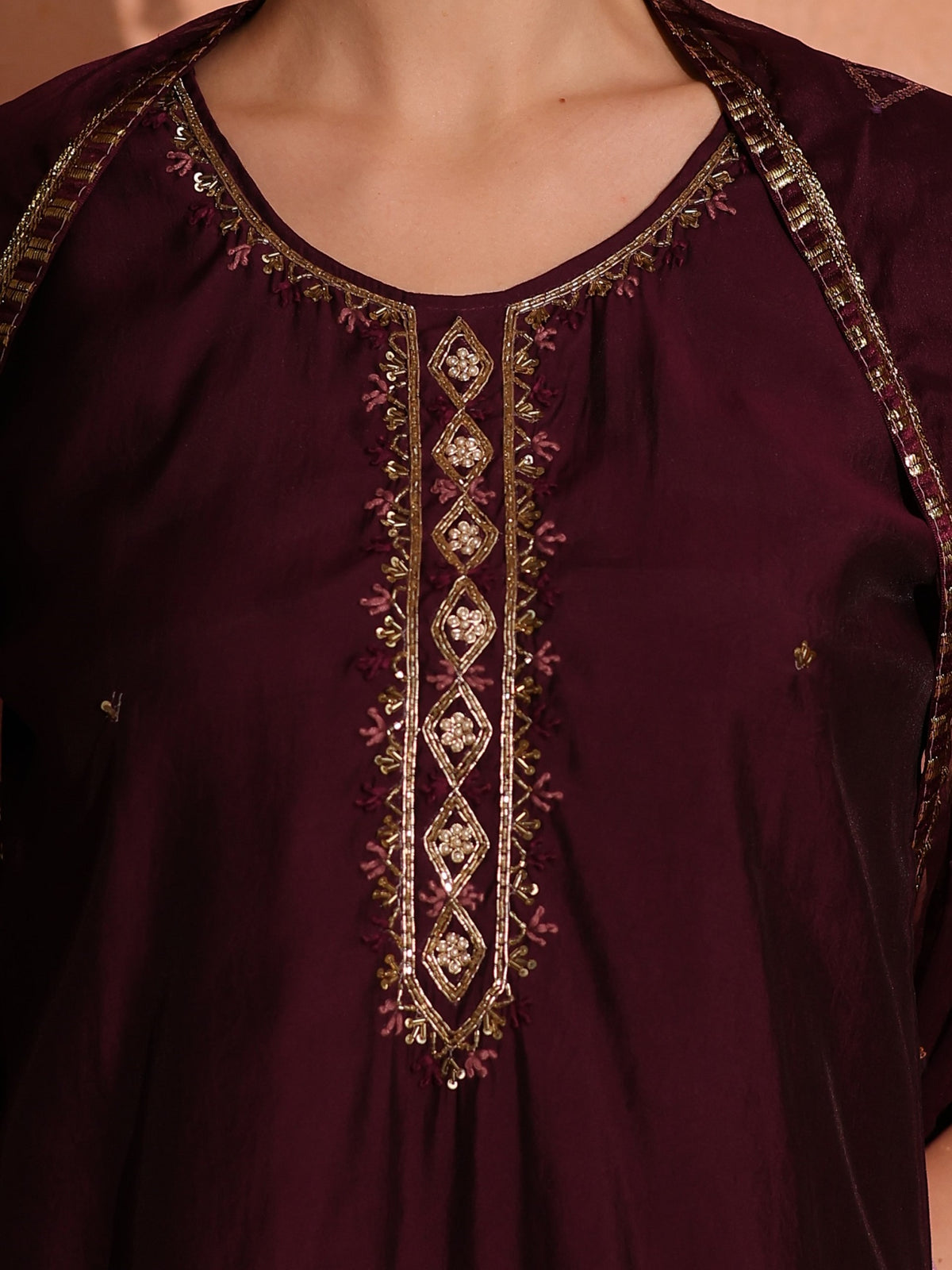 TITTLI Women Handwork Embroidered U-Neck Roman Silk Kurta Set with Dupatta(Wine)