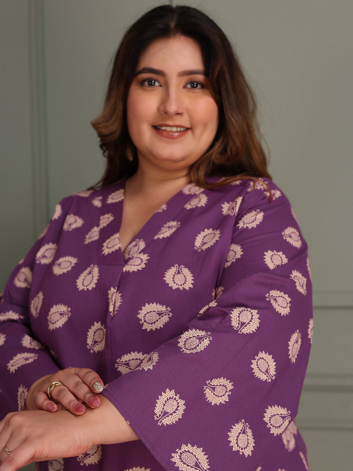 TITTLI Women Plus Size Printed Pure Cotton V-Neck Flared Sleeve Short Kurti (Purple)