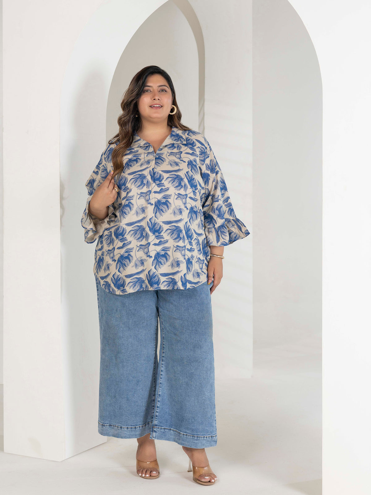 TITTLI Women Plus Size Floral Printed Short Kurti with V-Neck Collar & Three Quarter Bell Sleeves(Royal Blue & Cream)