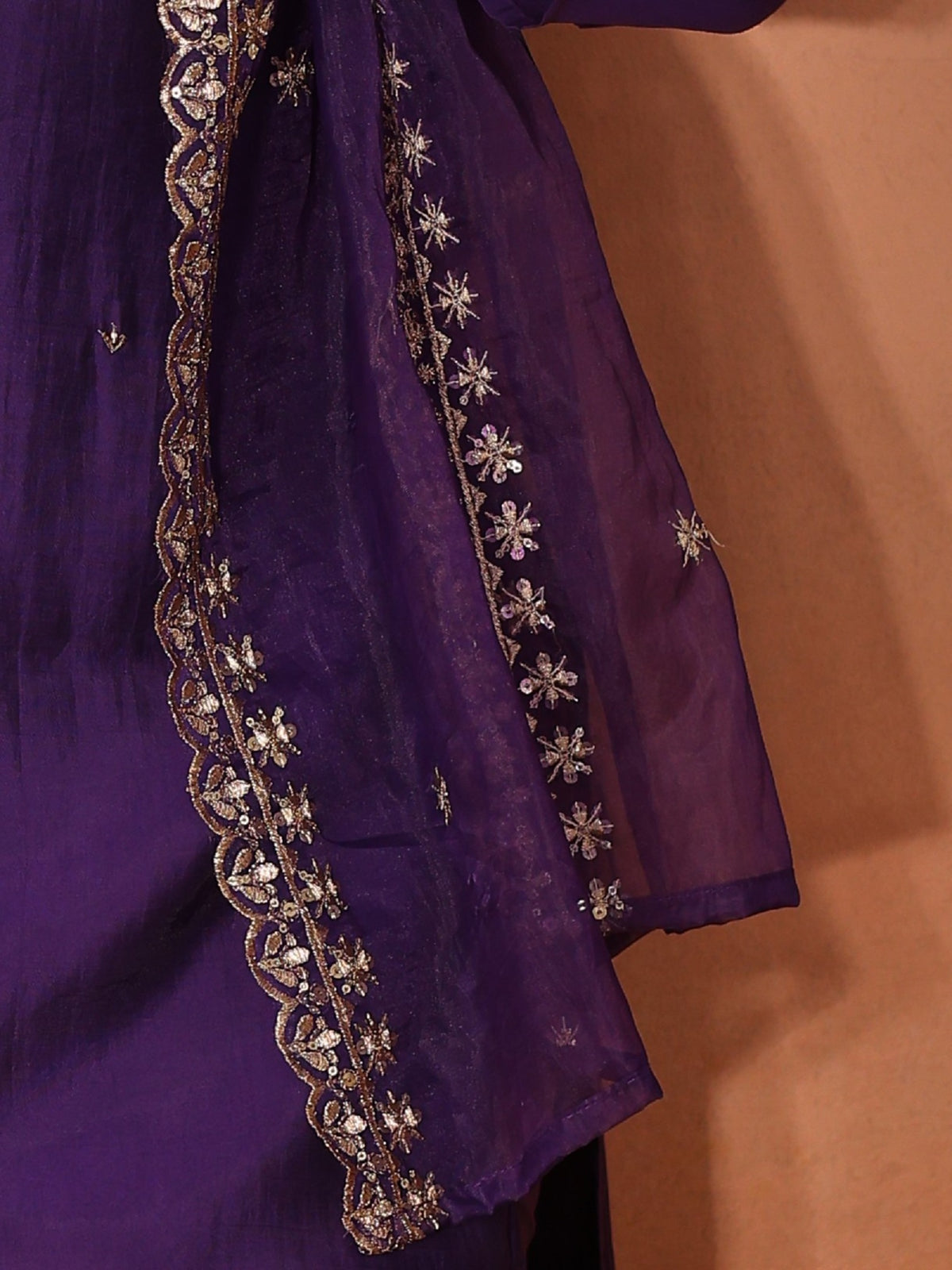 TITTLI Plus Size Women Handwork Embroidered U-Neck Roman Silk Kurta Set with Georgette Cutwork Dupatta(Violet)