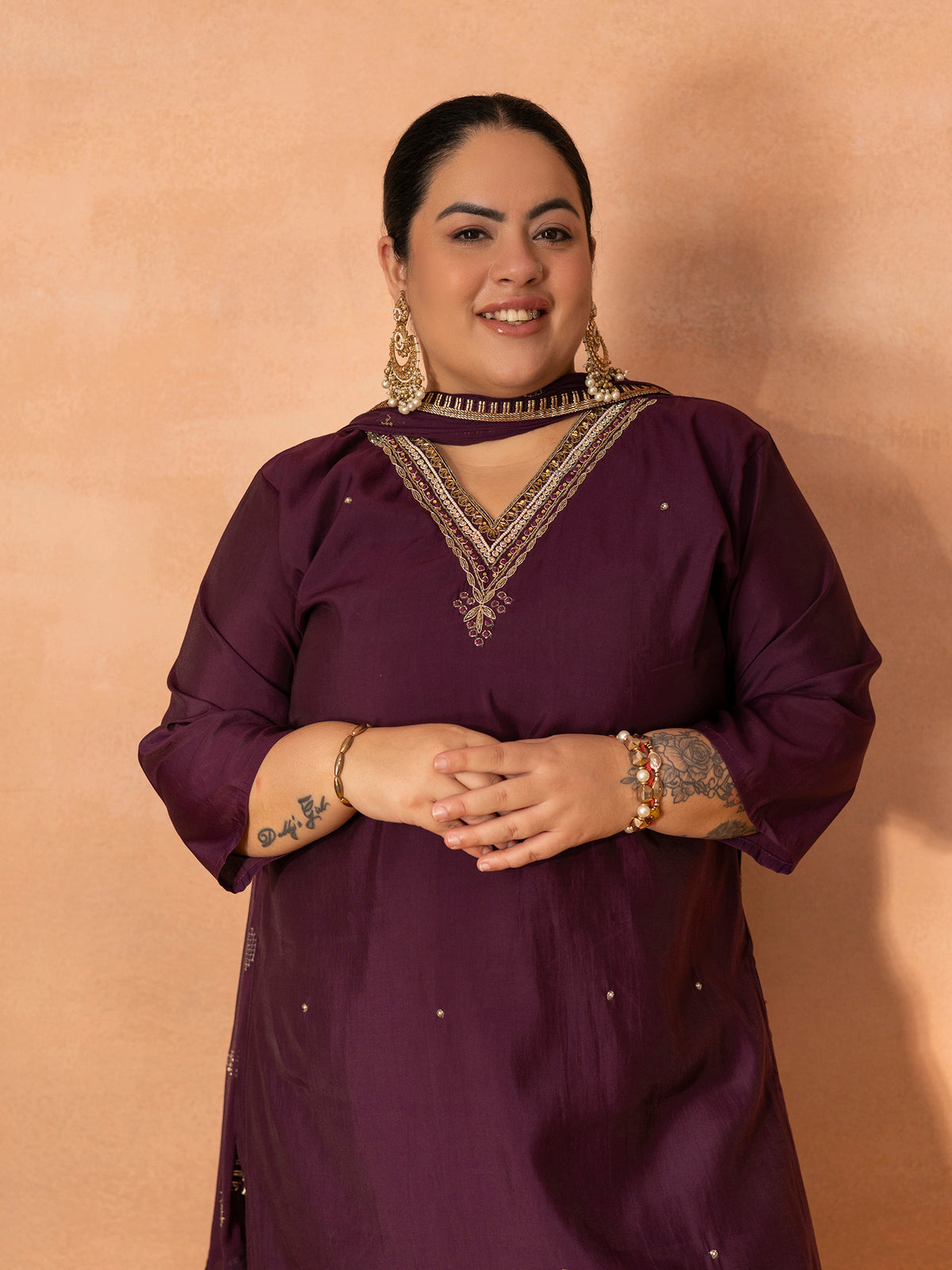 TITTLI Plus Size Women Handwork Embroidered V-Neck Roman Silk Kurta Set with Georgette Cutwork Dupatta (Wine)