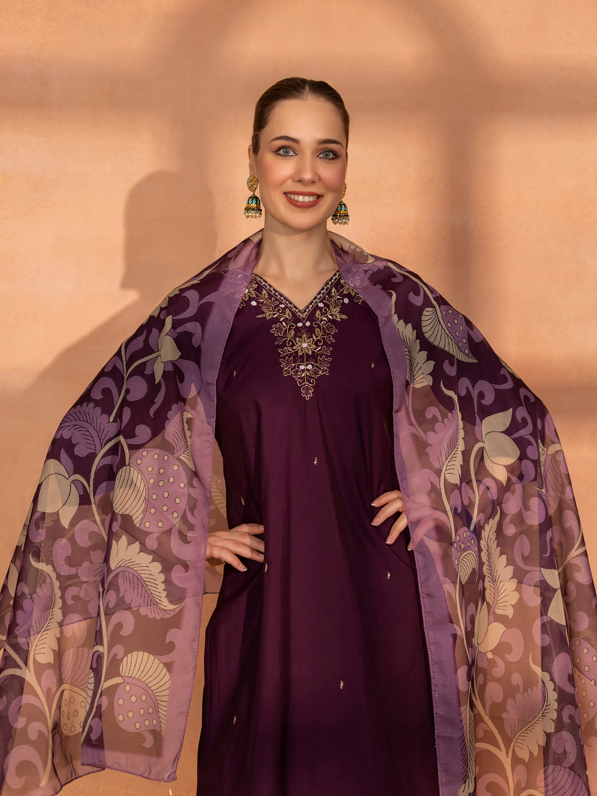 TITTLI Women Handwork Embroidered V-Neck Roman Silk Kurta Set with Digital Print Dupatta(Wine)