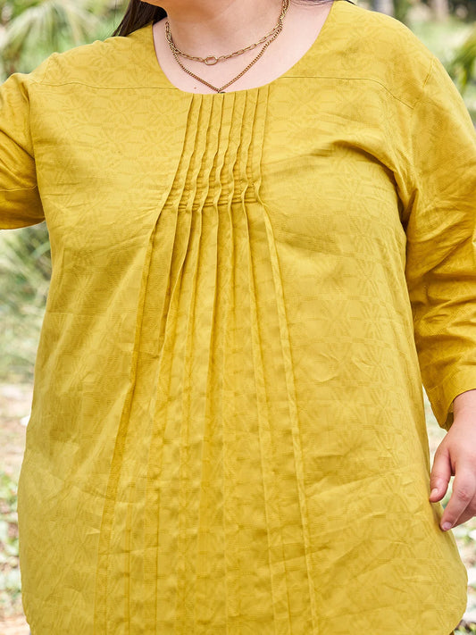 Liril Plus Size Pintuck Co ord Set for Women closer view