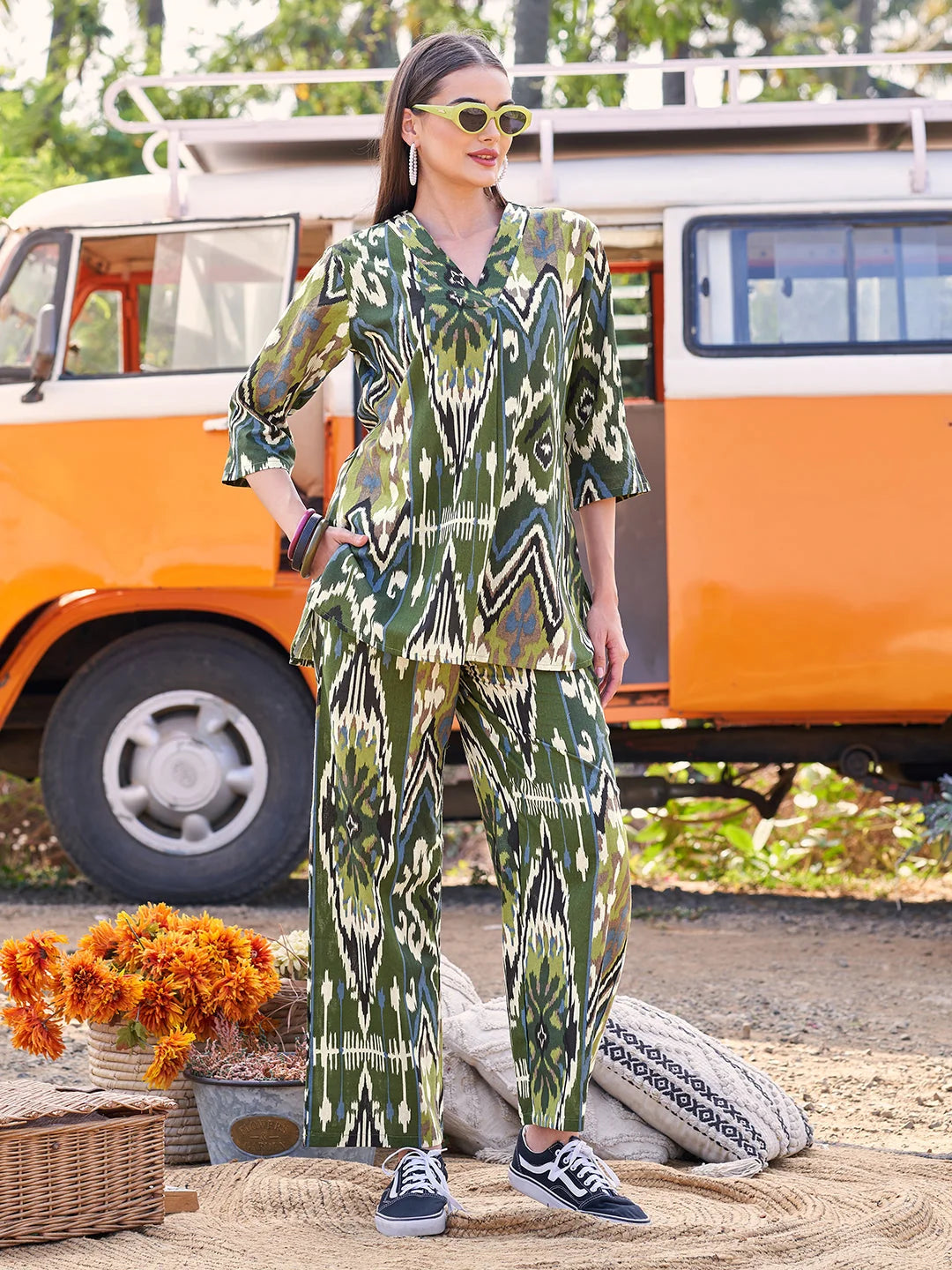 Mehndi Ikkat Printed V Neck Co Ord Sets online 