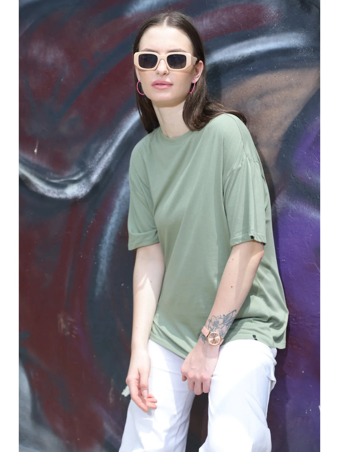 Olive Oversized t shirt for women cool outfit 