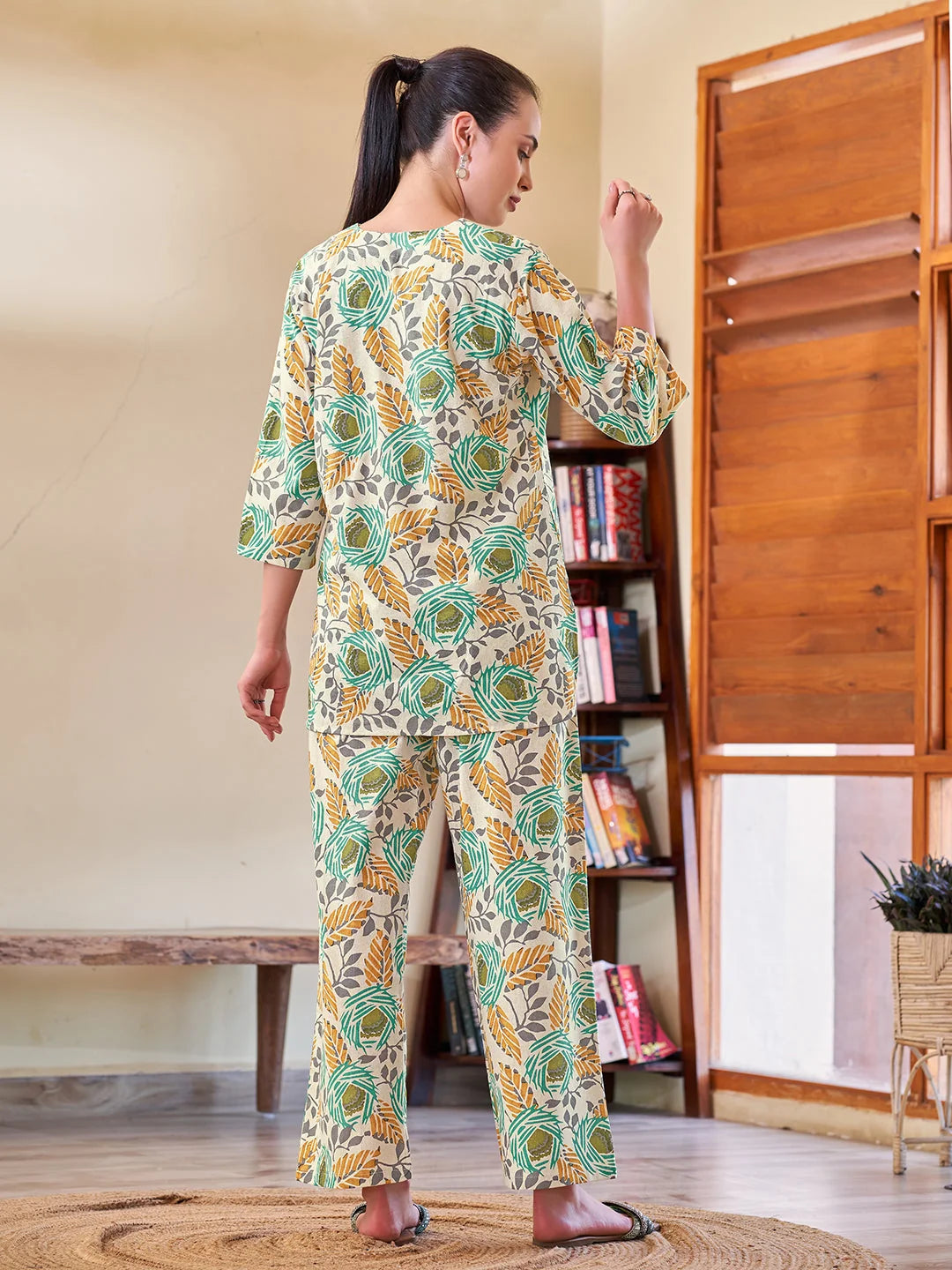 Rama Cotton V neck Co ord set back view 