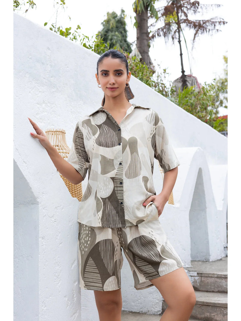 Skin shorts night suit for women online 