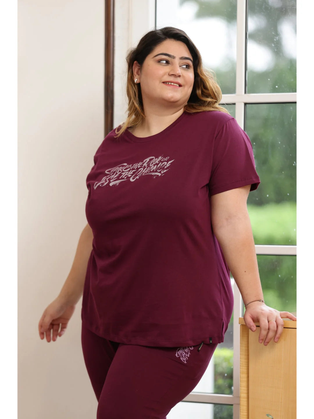 Wine plus size night suit for ladies Tittli India